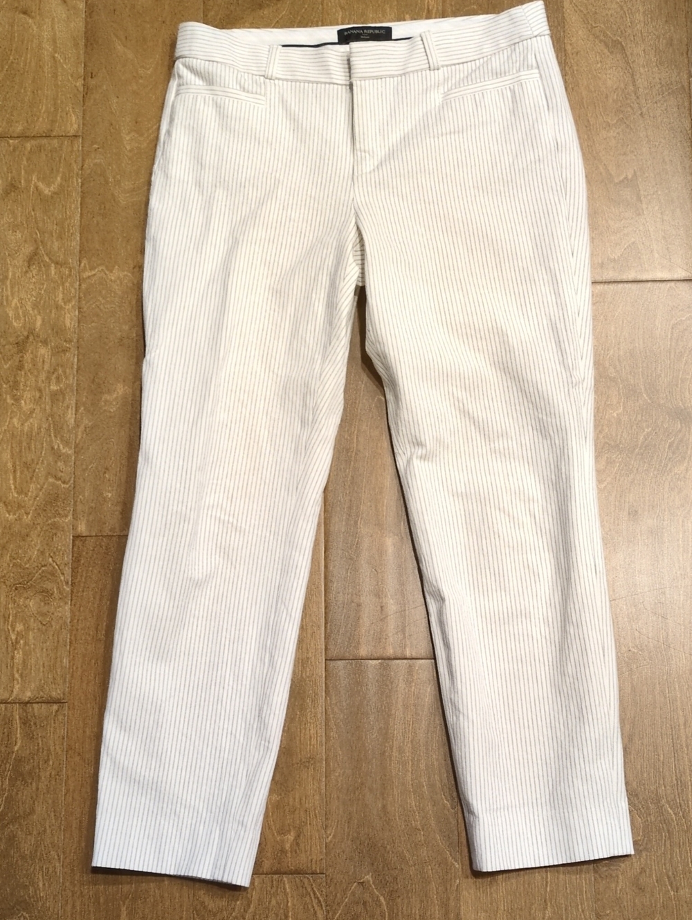 Banana Republic Factory Woman's Sloan Stretch Pinstripe Dress Pants - White Sz 6